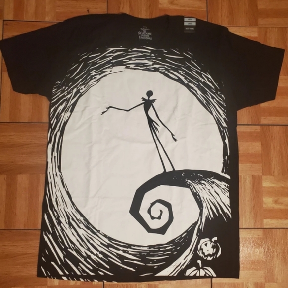 Hot Topic Other - DISNEY: NWT Nightmare Before Christmas Tee